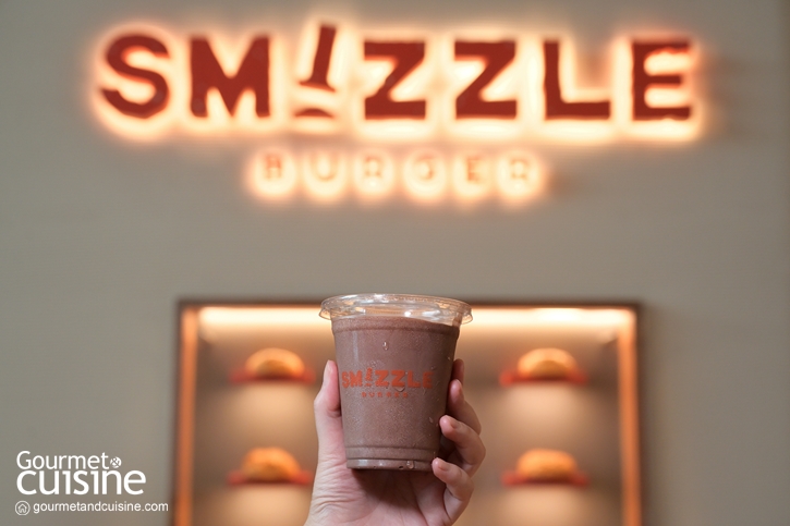 Smizzle Burger สแมชเบอร์เกอร์ร้านดังเปิดสาขาใหม่แล้วที่เซ็นทรัล เอมบาสซี่