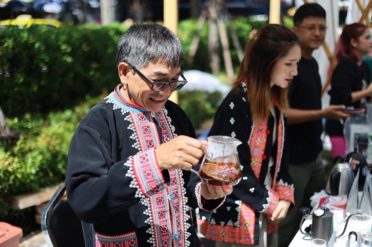 ค้นพบเสน่ห์กาแฟไทยจาก “9 กาแฟดริปรักษ์โลกพันธุ์ไทย” ที่บ่มเพาะเมล็ดพันธุ์แห่งความยั่งยืนผ่าน 9 นักสร้างสรรค์กาแฟชั้นนำระดับประเทศ