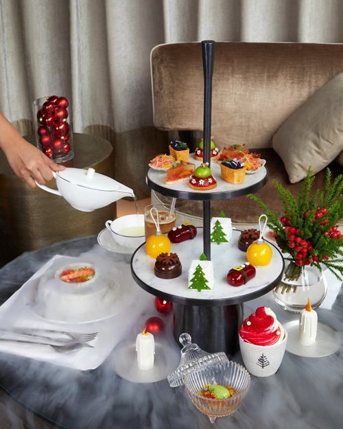 วอร์มหัวใจให้อบอุ่นด้วย 14  “Festive Afternoon Tea” ชุดน้ำชายามบ่ายธีมคริสต์มาส จากโรงแรมสุดปัง