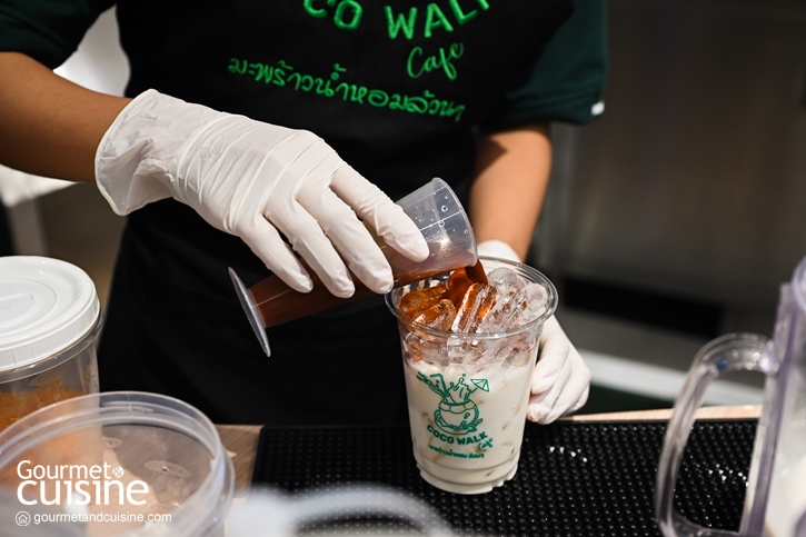 Coco Walk Café คาเฟ่มะพร้าวออร์แกนิกส์ ของดีจากอำเภอบ้านแพ้วในไอคอนสยาม