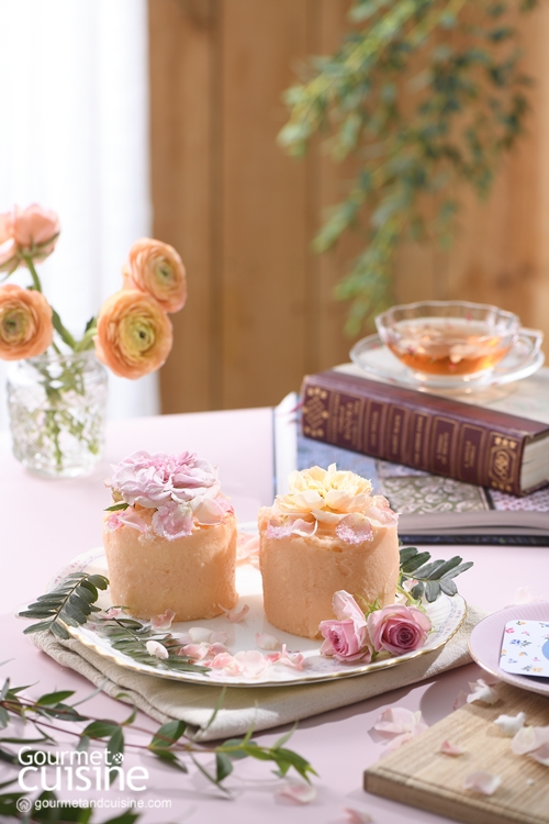 เค้กแต่งงานมินิแต่งดอกกุหลาบออร์แกนิก Mini Flower Wedding Cake with Organic Rose