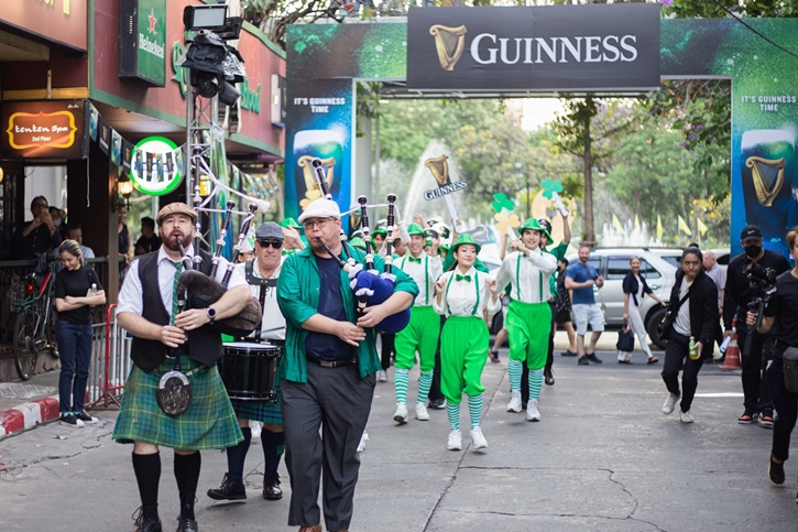 Guinness เติมสีสันให้ชาวไอริชช่วงเทศกาล “St. Patrick’s Day” เผยบรรยากาศการเฉลิมฉลองวันชาติของคอมมูนิตี้ไอริชใจกลางย่านสุขุมวิท