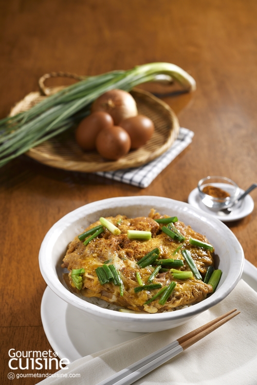 Oyakodon ข้าวหน้าไก่ไข่ข้นสไตล์ญี่ปุ่น เมนูอร่อยตามรอยซีรีส์ 