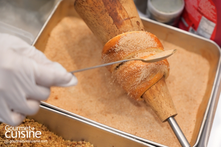 Flavorly ร้านขนมเทรอเดลนิค (Trdelnik) สูตรต้นตำรับจากกรุงปรากแห่งเซ็นทรัลเวิลด์