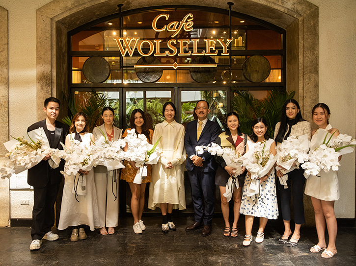 Café Wolseley Bangkok ร่วมกับ PHKA Studio (ผกา สตูดิโอ) จัดงาน “Romance in Bloom” ชวนมาดินเนอร์ พร้อมเวิร์กช็อปจัดช่อดอกไม้สุดเอ็กซ์คลูซีฟ