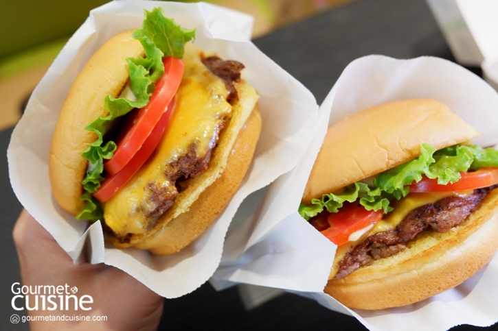 เปิดแล้ว Shake Shack สาขา 3 เมกาบางนา  เสิร์ฟเมนูใหม่สุดจึ้ง Bangna-na Concrete เฉพาะสาขานี้เท่านั้น 