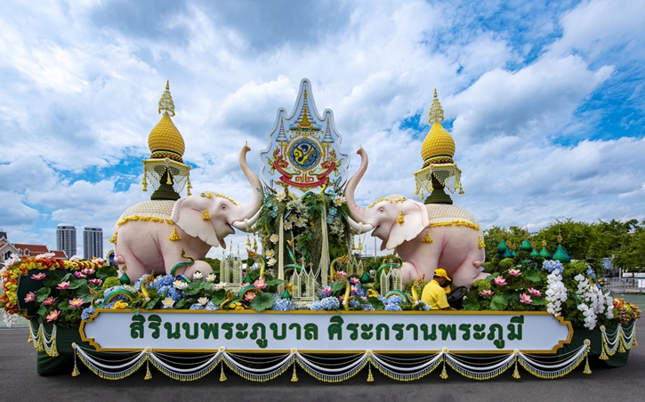 ไทยเบฟ เนรมิตงานวิจิตรศิลป์สุดงดงาม ร่วมเฉลิมพระเกียรติพระบาทสมเด็จพระเจ้าอยู่หัว ภายใต้ชื่อผลงาน 