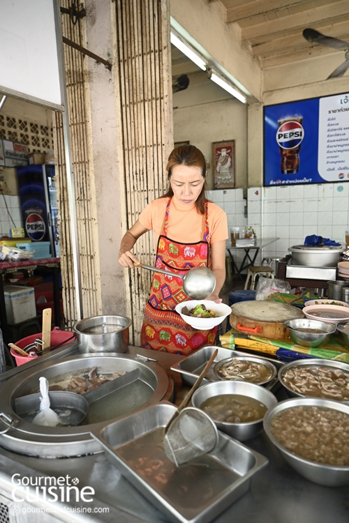 5 ร้านต้มเลือดหมูห้ามพลาด อร่อยอุ่นท้องรับหน้าฝน