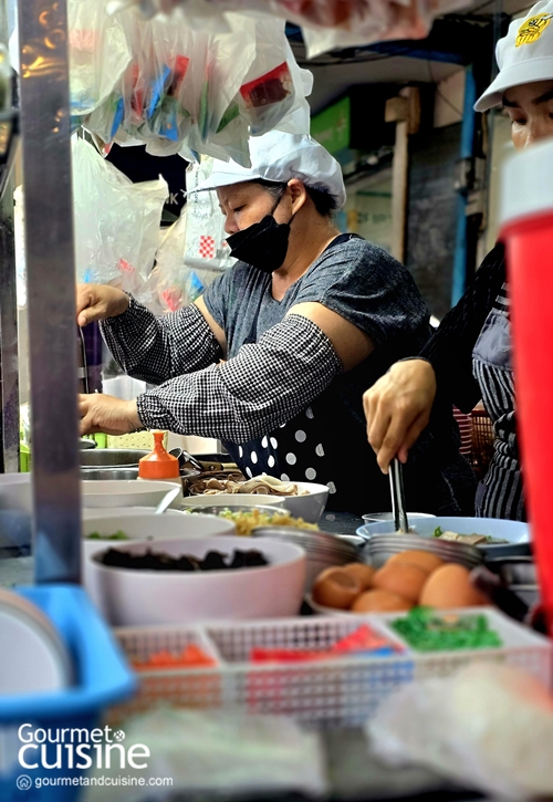 5 ร้านต้มเลือดหมูห้ามพลาด อร่อยอุ่นท้องรับหน้าฝน