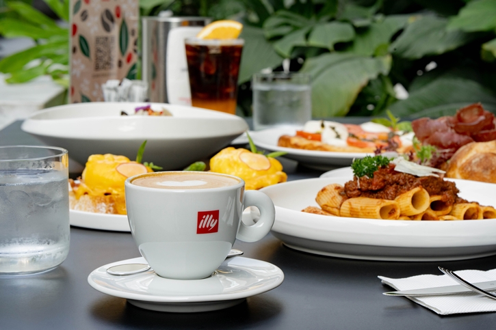 ลิ้มรสชาติต้นตำรับของกาแฟอิตาเลียนที่ illy Caffè Erawan แห่งแรกของประเทศไทย 