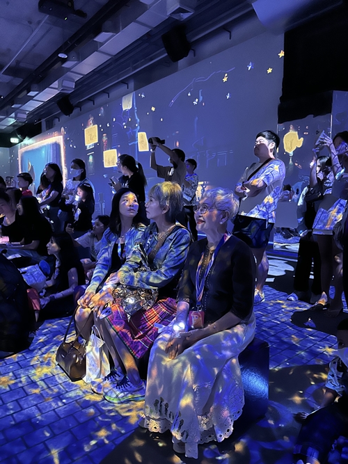 อาม่าเหม้งจู จากภาพยนตร์พันล้าน “หลานม่า” ชวนดู Immersive Disney animation รับโปรโมชั่น “เพื่อแม่ ซื้อ 1 แถม 1”ทันที