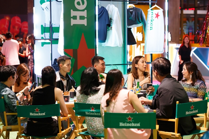 กลับมาอีกครั้งกับ Afterwork by Heineken Experience แคมเปญที่ชวนชาวออฟฟิศเลิกงานตรงเวลาแล้วออกไปเอนจอยให้สุดทุกโมเมนต์