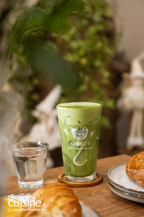 ไปกินครัวซองต์ในสวนลับ Basket - coffee and croissant คาเฟ่สวยร่มรื่น ถนนหทัยราษฎร์ 