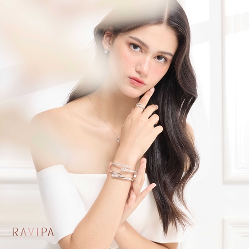 RAVIPA ร่วมกับ สมาคมผู้ประกอบวิสาหกิจในย่านราชประสงค์ จัดถวายดอกไม้เพื่อสักการะองค์พระแม่ลักษมี เนื่องในวันวาราลักษมี วรัทตัม ประจำปี 2567	