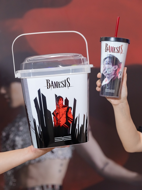 ครั้งแรกกับคอมโบเซ็ตสุดเอ็กซ์คลูซีฟของ แบมแบม BamBam  กับ SF x BAMBAM EXCLUSIVE COMBO SET พร้อมแล้วที่ เอส เอฟ ทั่วประเทศ