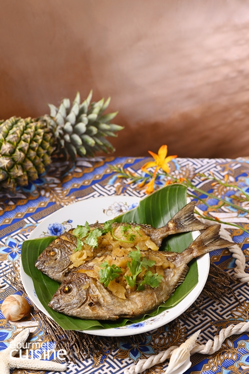 ปลาทอดราดน้ำปลาสับปะรด Deep Fried Fish with Pineapple and Fish Sauce สูตรโดย ร้านปลาดิษฐ์