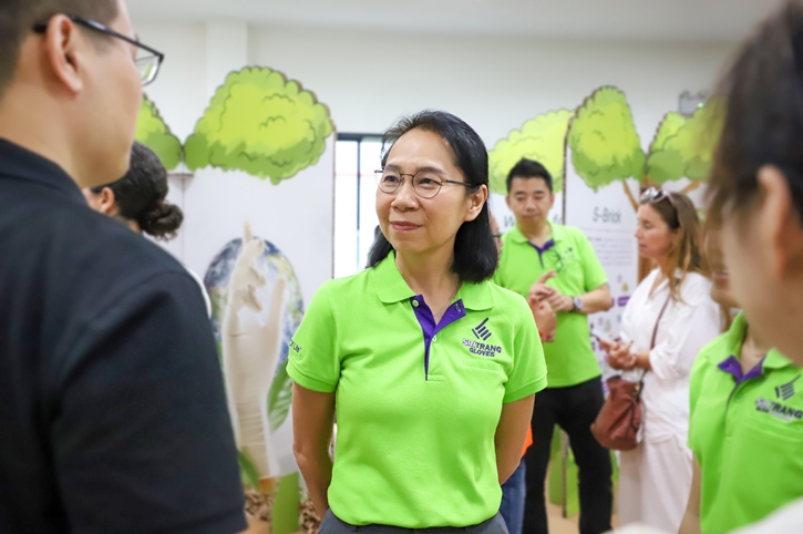 STGT จัดงานสุดเอ็กซ์คลูซีฟ ‘Amazing Thailand Factory Visit Trip 2024’  เปิดบ้านต้อนรับคู่ค้าทั่วโลกพร้อมโชว์นวัตกรรมการผลิตถุงมือยางรักษ์โลก