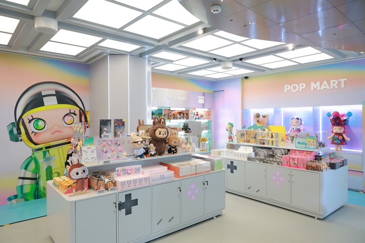 POP MART THAILAND ฉลองครบรอบ 1 ปี กับ TOP IP (Intellectual Property) ผู้จุดกระแส เปิดตัว POP UP STORE แห่งใหม่ใจกลางสยามสแควร์ 