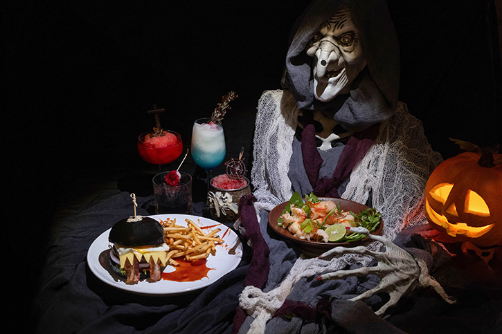 It's Halloween!! ฉลองเทศกาลฮาโลวีน 2024 ใน 8 ร้านดัง ฉ่ำทั้งความหลอนและความอร่อย