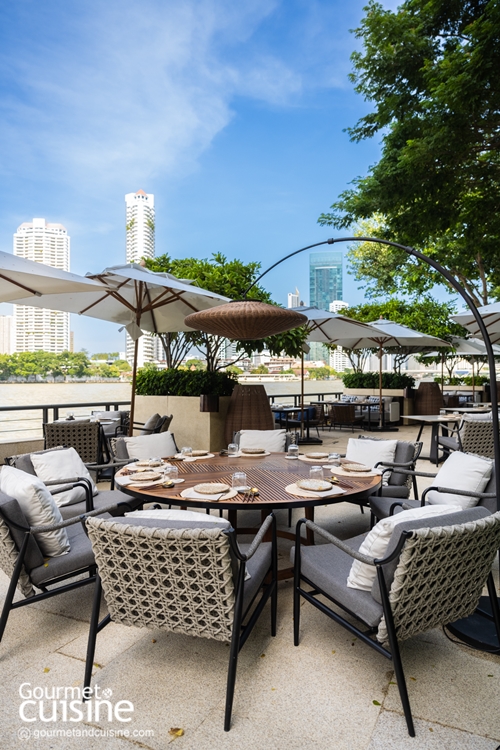 หอมกลิ่นย่างถ่าน Chao Praya Terrace ร้าน Thai Farm to Table Charcoal Grill โรงแรมโฟร์ซีซั่นส์ กรุงเทพฯ