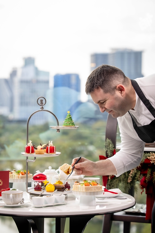 Festive Afternoon Tea ชุดน้ำชายามบ่ายต้อนรับเทศกาลแห่งความสุขที่ The Ritz-Carlton, Bangkok