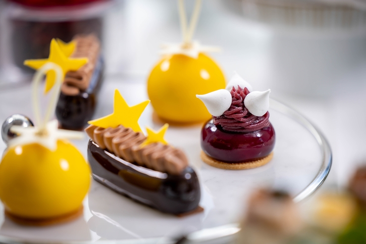 Festive Afternoon Tea ชุดน้ำชายามบ่ายต้อนรับเทศกาลแห่งความสุขที่ The Ritz-Carlton, Bangkok