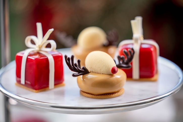 Festive Afternoon Tea ชุดน้ำชายามบ่ายต้อนรับเทศกาลแห่งความสุขที่ The Ritz-Carlton, Bangkok