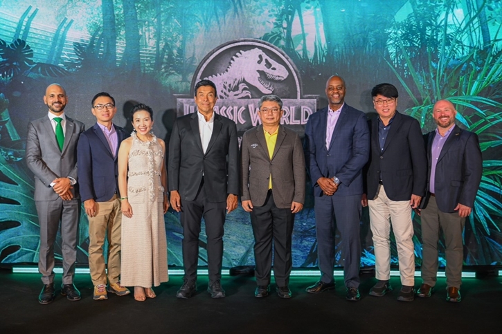 AWC ร่วมกับ NEON และ Universal Destinations & Experiences เปิดตัว ‘Jurassic World: The Experience’  หนึ่งในประสบการณ์การความบันเทิงแบบอิมเมอร์ซีฟที่ใหญ่สุดในโลก พร้อมเปิดในไตรมาส 2 ปี 2568 ที่เอเชียทีค เดอะ ริเวอร์ฟร้อนท์ เดสติเนชั่น 